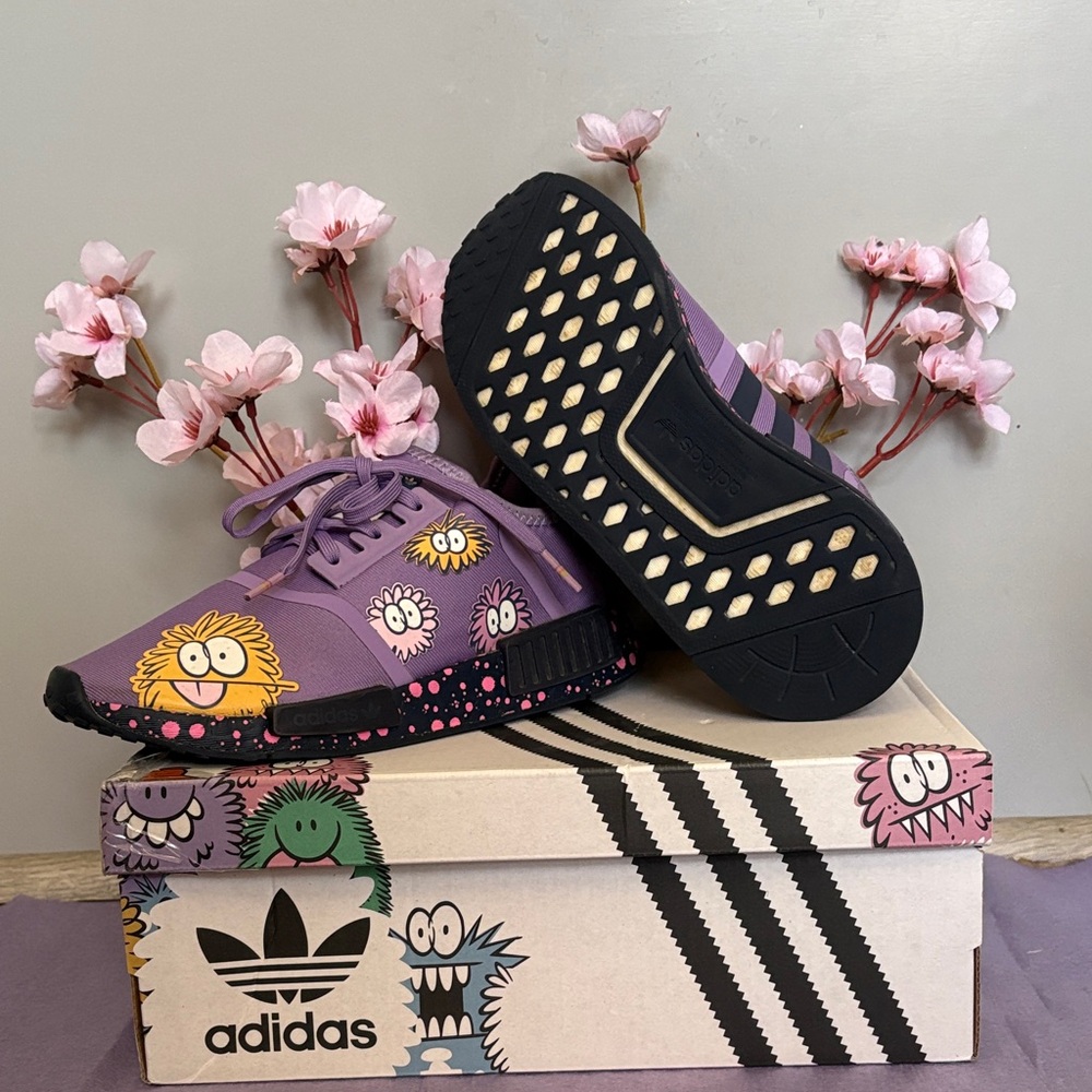 Adidas x Kevin Lyons NMD\_R1 J 'Monster - Picture 3 of 11